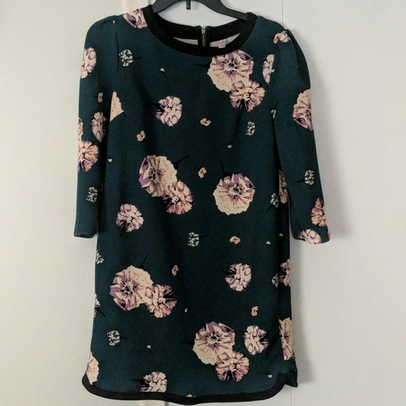 Dress - Picture 1 of 2